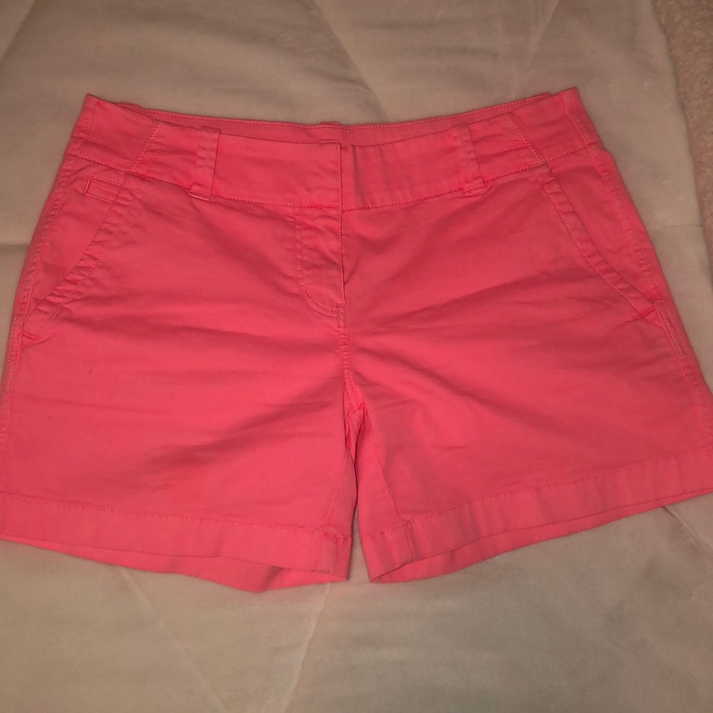 💕Vineyard Vines hot pink shorts